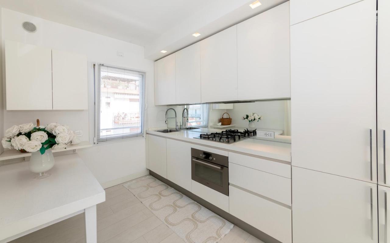 Magnifico appartamento Dominique Jesolo Lido Carraro Immobiliare Esterno foto